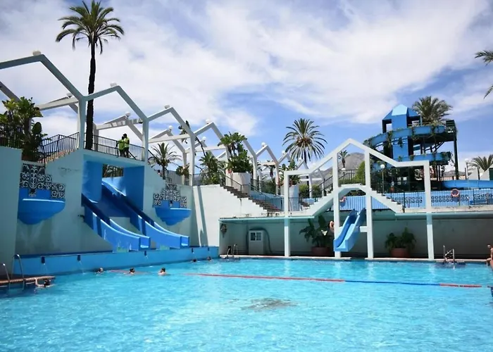 El Estudio De La Playa Benalbeach Holidays Paradise