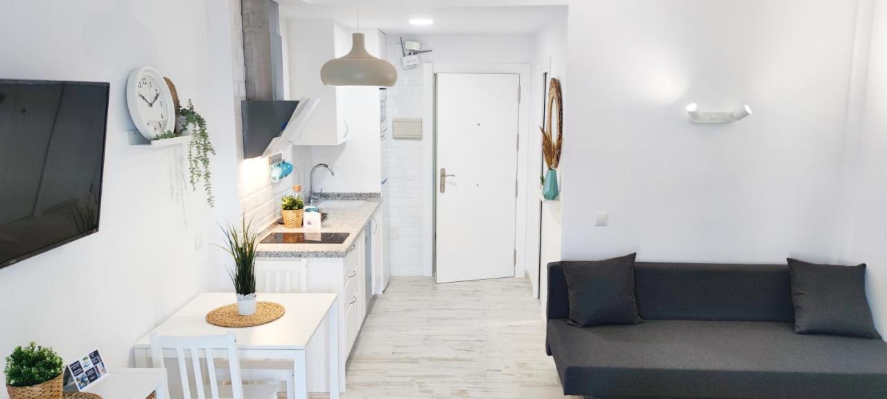 El Estudio De La Playa Benalbeach Holidays Paradise Benalmádena