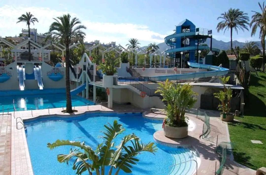 El Estudio De La Playa Benalbeach Holidays Paradise